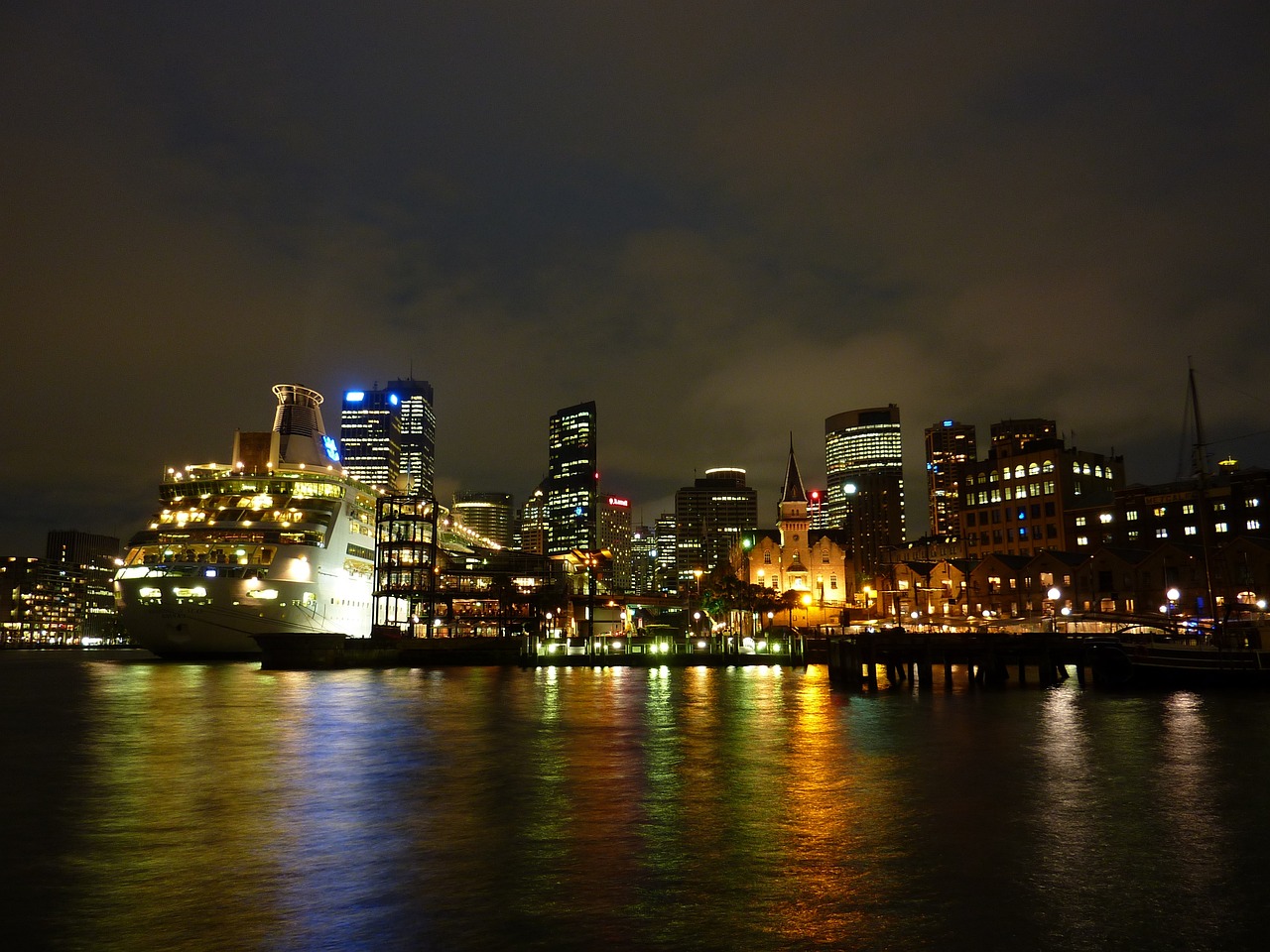 sydney, port, australia-225571.jpg